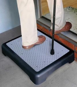 Jobar Outdoor Step: 19-1/4" x 15-1/2" x 3-47/50" ,1 Count