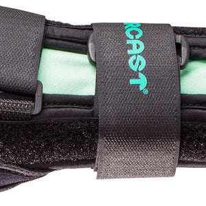 A2 05WTLR Wrist / Thumb Spica Splint 1 each 70350480